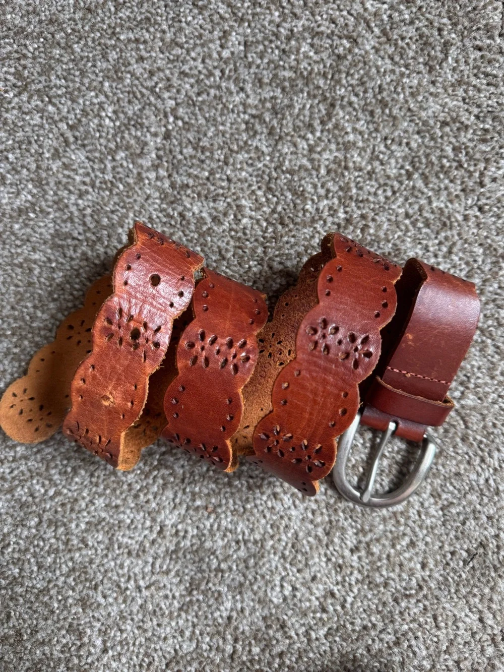 Floral brown leather belt